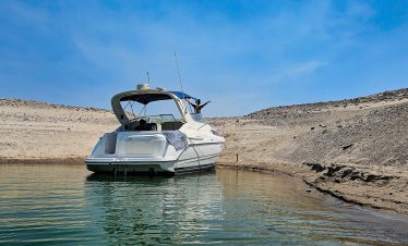 Las Vegas Private Boat Tour Lake Mead in cove
